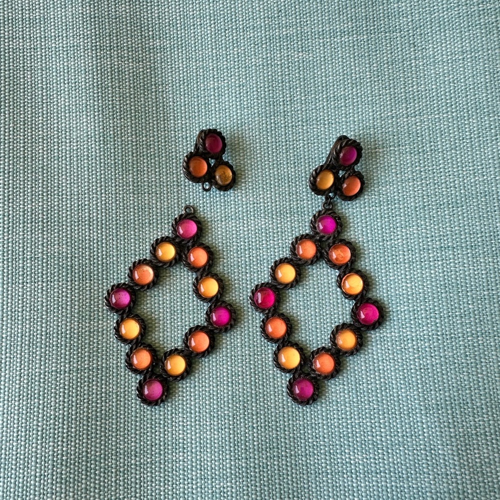 Mod earings